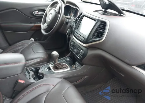 2015 Jeep Cherokee Trailhawk from USA, damaged, VIN 1C4PJMBS8FW575759